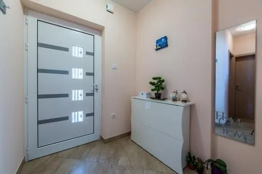 Karlo Apartment Cavle